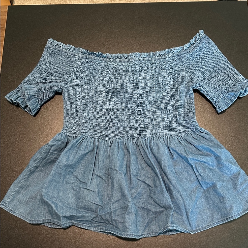 Francesca's Collections Blue Smocked Top